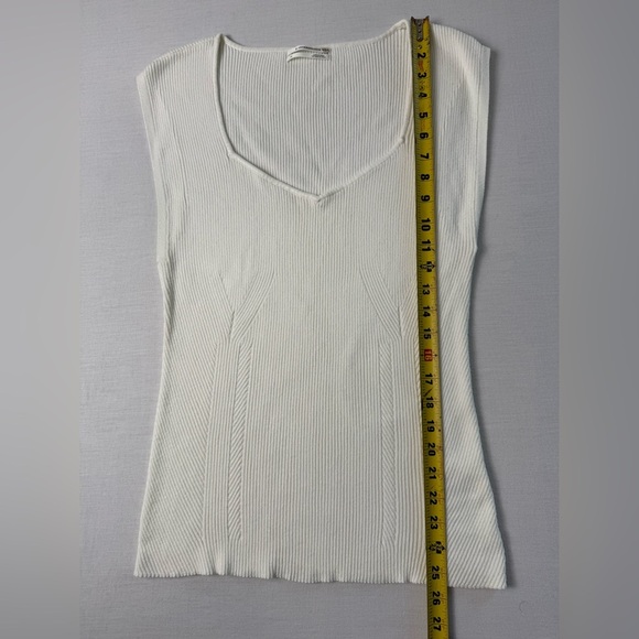 Cream Ribbed Sleeveless Top - Picture 3 of 9